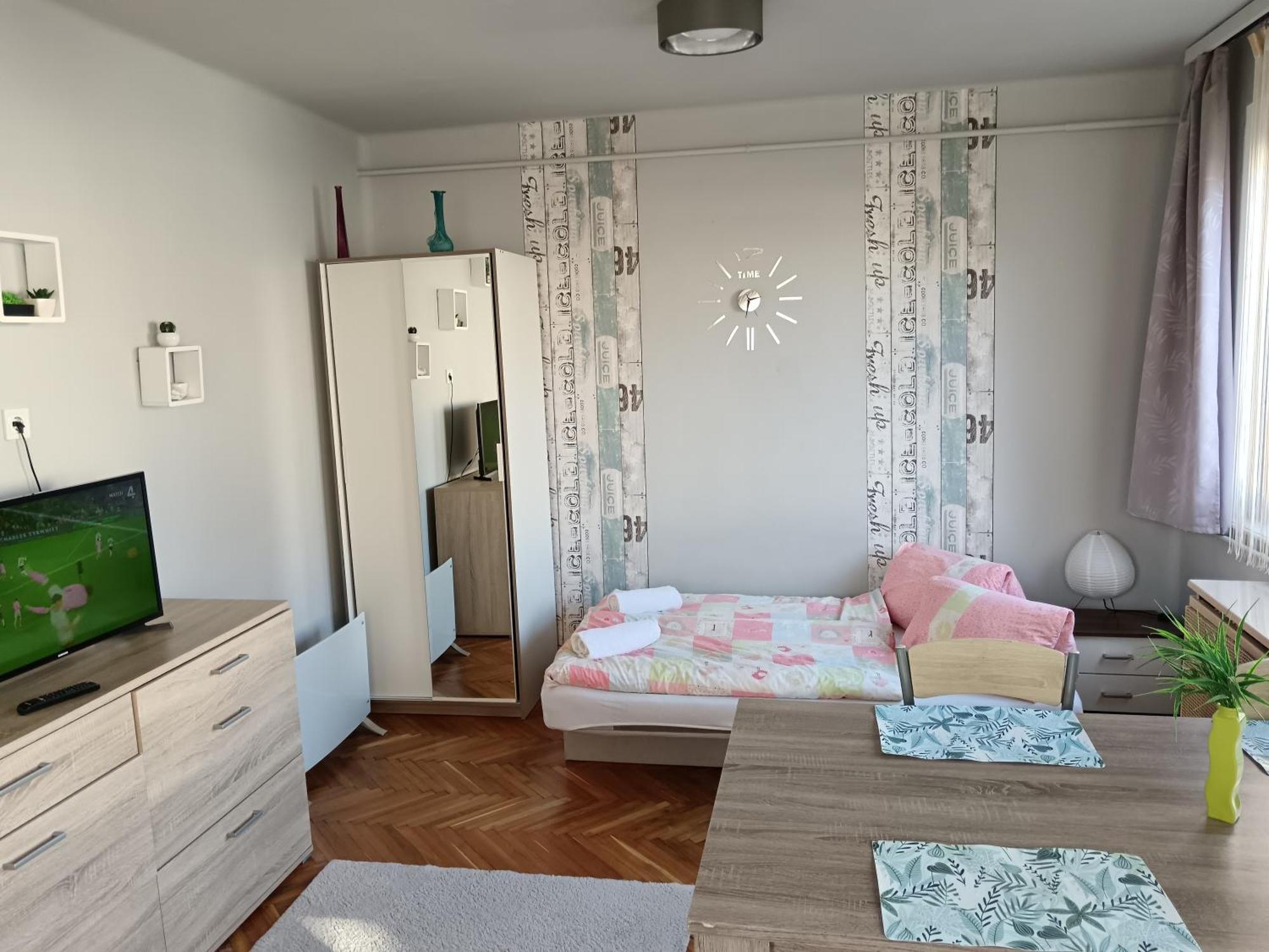 My Home Cibuka Apartman! Гайдусобосло Екстер'єр фото