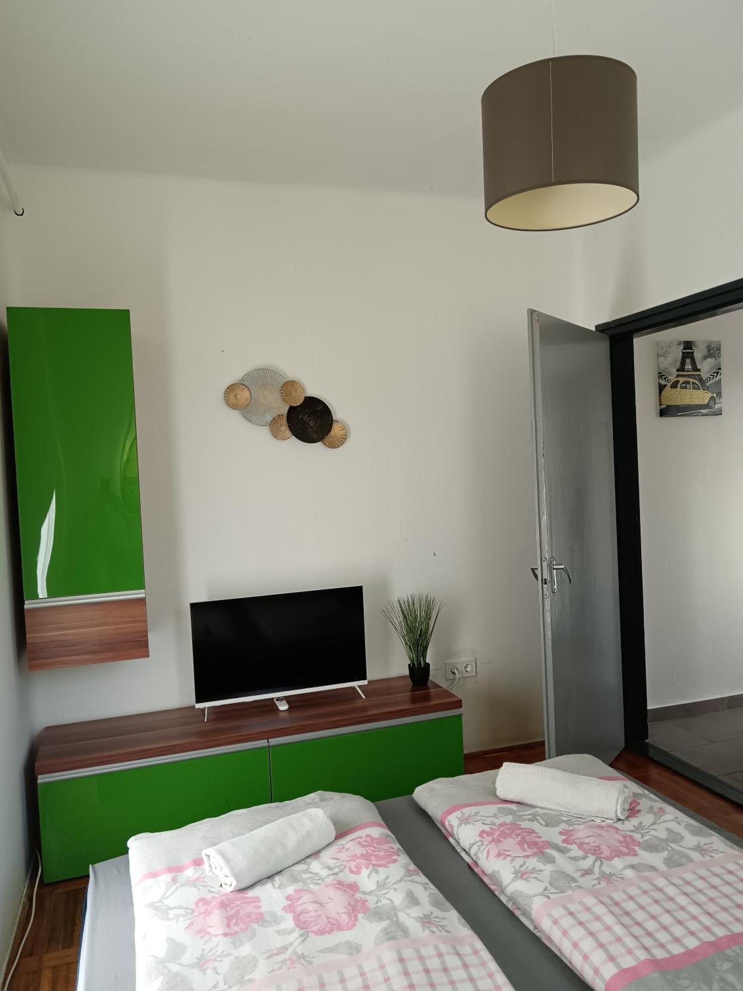 My Home Cibuka Apartman! Гайдусобосло Екстер'єр фото